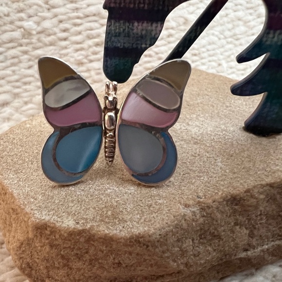 ❤️ Zuni Style Inlaid MOP Signed “LS” Lee Sands Butterfly Moveable Wings Ring - Picture 1 of 15